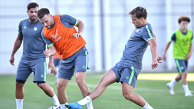 Konyaspor 2 yabancı alacak! 