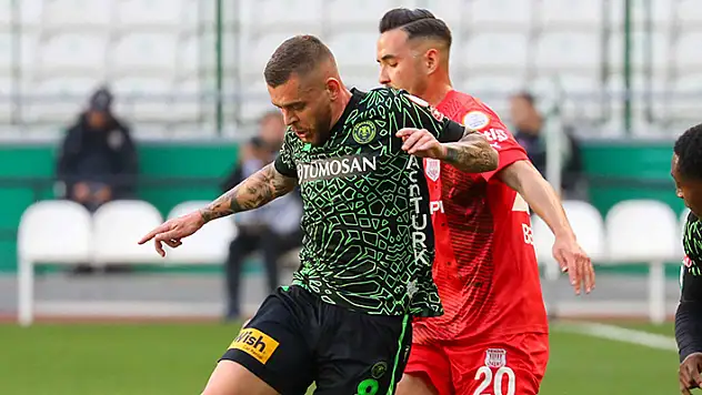 KONYASPOR, 2. YARIDA TESLİM OLUYOR!