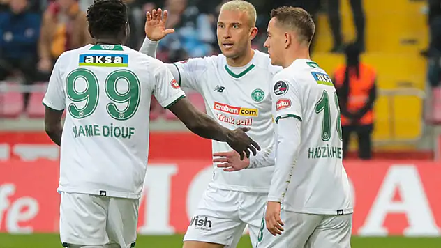 Konyaspor 27.7 yaş ortalaması ile 9. sırada