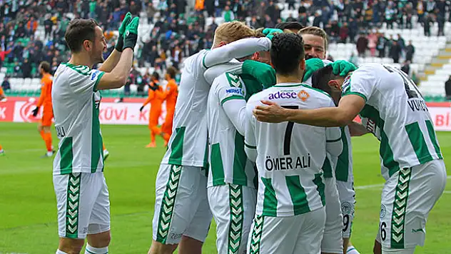 Konyaspor'a 1 geldi 3 gitti