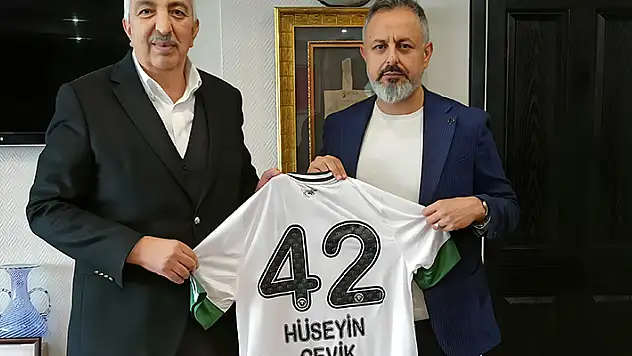 Konyaspor'a destek ziyaretleri devam ediyor