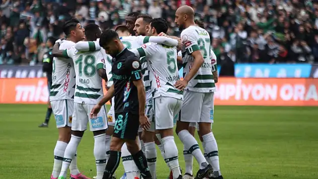 Konyaspor - Adana Demirspor maçında kazanan yok: 2-2