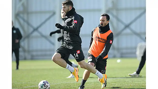 Konyaspor, Antalyaspor maçı hazırlıklarını sürdürdü
