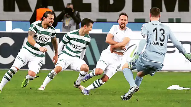 Konyaspor arayı açıyor 