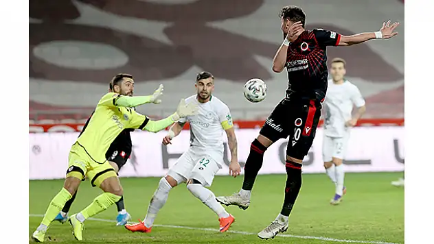 Konyaspor ateşle oynuyor