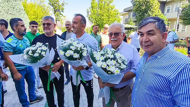 Konyaspor Başkanı Atiker: Hocamıza güvenimiz tamdır!