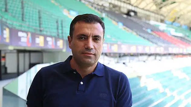 Konyaspor Başkanı Özgökçen'den taraftara 'Aşı olun, tribünleri doldurun' çağrısı
