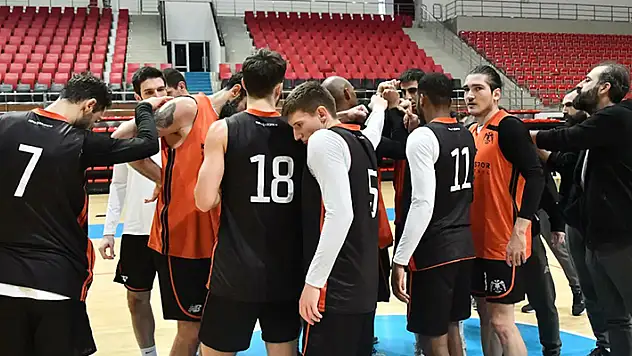 Konyaspor Basket Bursa'ya gitti