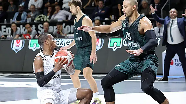 Konyaspor Basket galibiyet için parkede