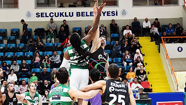 Konyaspor Basket galibiyeti kaçırdı