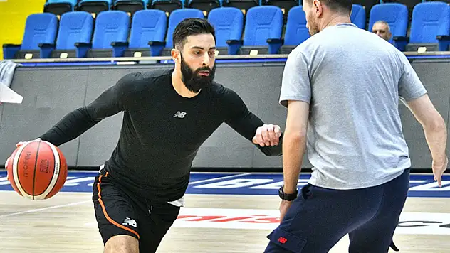 Konyaspor Basket İstanbul seferinde