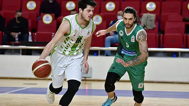 Konyaspor Basket maç fazlasıyla zirvede