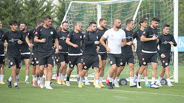 Konyaspor, Beşiktaş maçından 'mutlu' ayrılmak istiyor