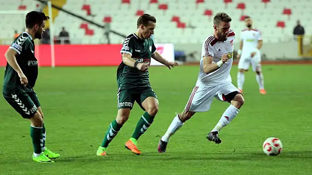 Konyaspor çeyrek final maçında Sivasspor ile 0-0 berabere kaldı