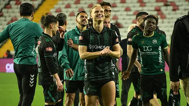 Konyaspor'da 2 isim sarı kart cezalısı