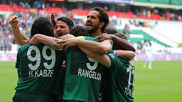 Konyaspor'da 3. Forvet Kim Olacak ?