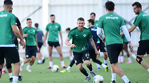 Konyaspor'da 4 futbolcu ve 2 antrenör PFDK'ya sevk edildi