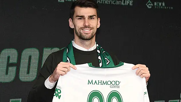 Konyaspor'da 9 imza, 3 ayrılık!