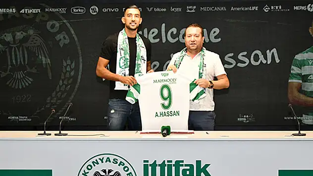 Konyaspor'da Ahmed Hassan imzayı attı!