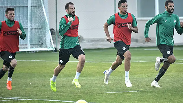 Konyaspor'da Beşiktaş maçı hazırlıkları başladı