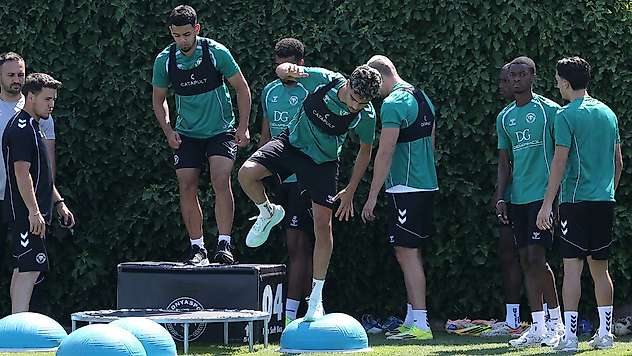 Konyaspor'da denemeye alınan Dwomoh transferi ne durumda?
