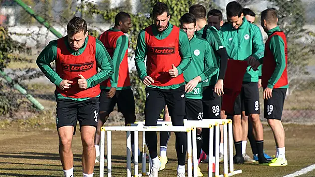 Konyaspor'da Denizlispor maçı hazırlıkları başladı