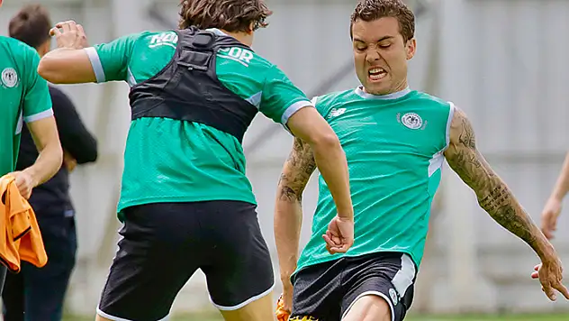 Konyaspor'da Fenerbahçe mesaisi başlıyor
