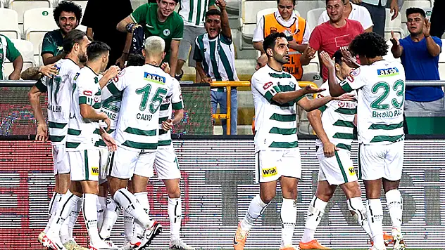 Konyaspor'da forvet arayışları sürüyor
