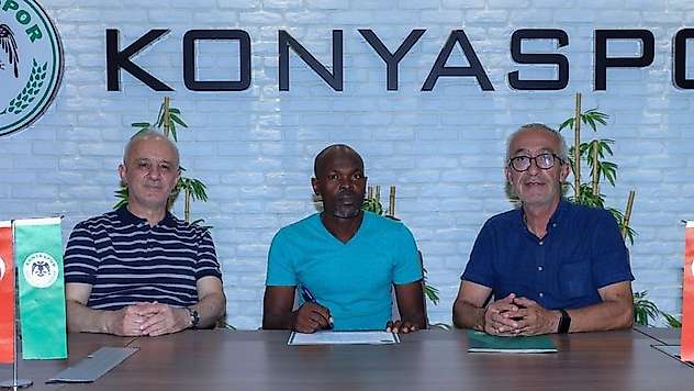 Konyaspor'da geleceğe atılan imza