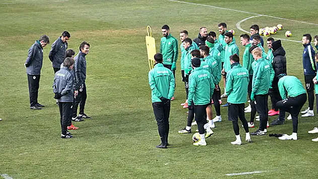 Konyaspor'da Göztepe maçı hazırlıkları sürüyor