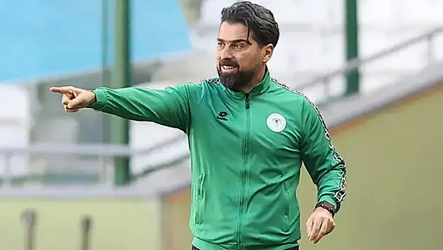 Konyaspor'da İlhan Palut'la yollar ayrıldı