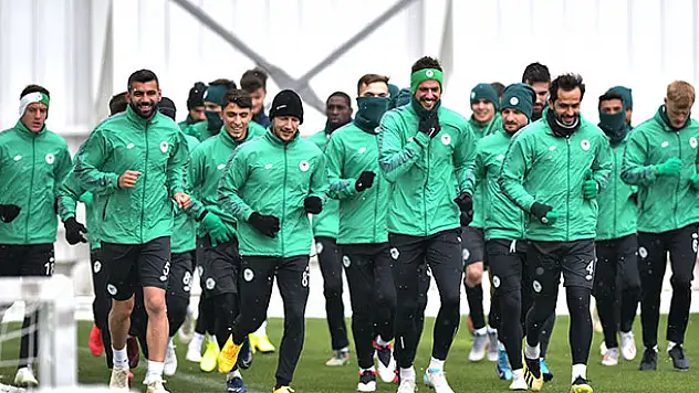 Konyaspor'da izin uzadı