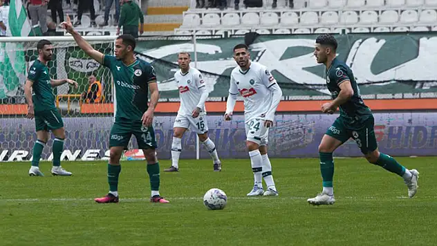Konyaspor'da kan kaybı sürüyor