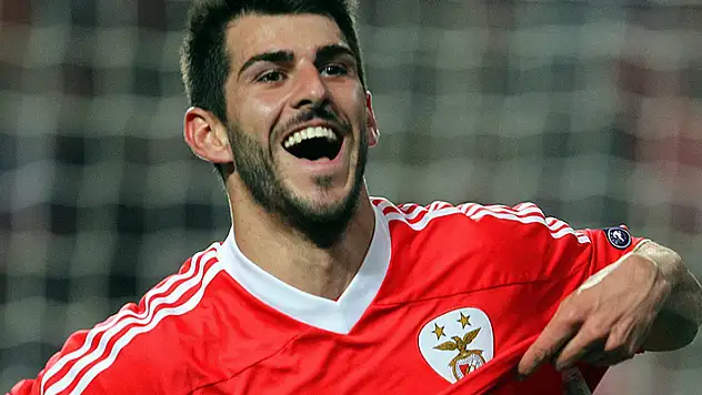Konyaspor'da Nelson Oliveira ile anlaşma tamam!