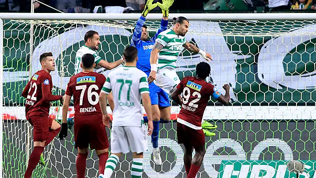 KONYASPOR'DA SIRADA KALECİ VE FORVET VAR