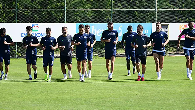 Konyaspor'da tempo giderek artıyor