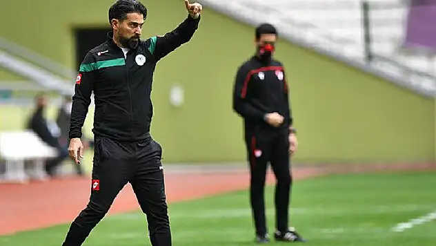 Konyaspor'da transfer çalışmaları! Palut: Bir dokunuş daha yapabiliriz


