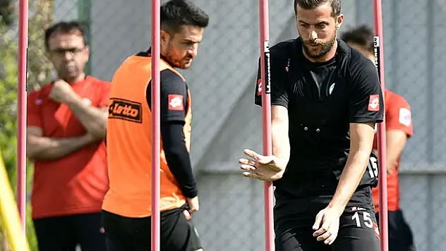 Konyaspor'da Uğur şoku