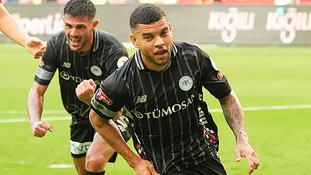 Konyaspor'da yeni isimler, 8 kez fileleri havalandırdı