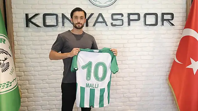 Konyaspor'da Yunus Mallı ile yollar ayrıldı