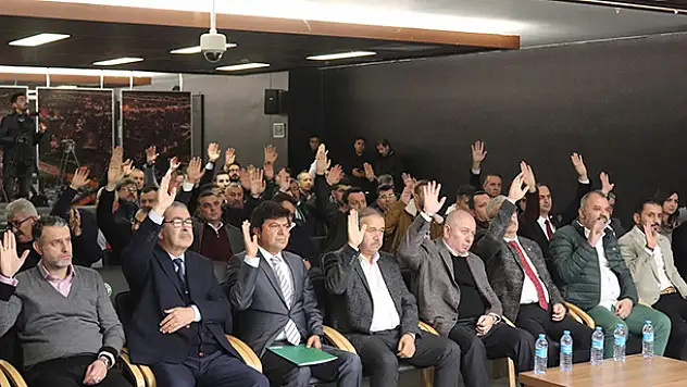 Konyaspor'da zaman daralıyor