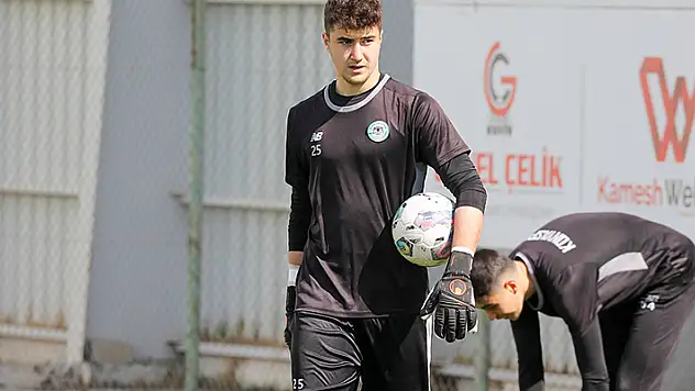 Konyaspor'dan Deniz Ertaş'a milli davet!