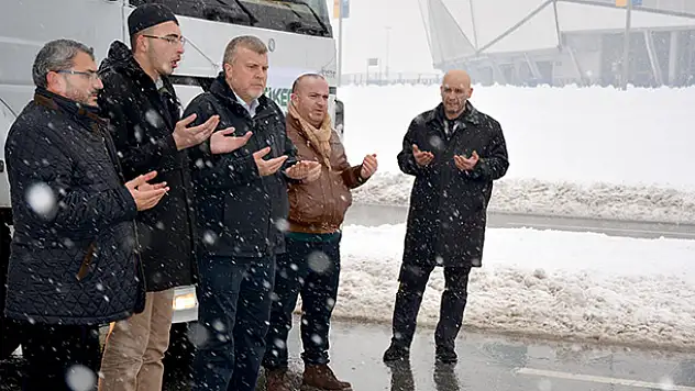 Konyaspor'dan Halepli bebeklere 2 Tır yardım