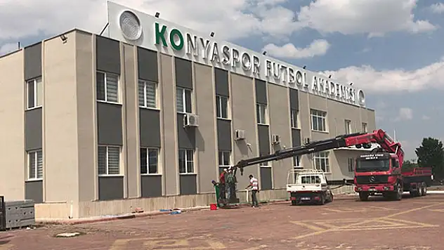 Konyaspor'dan Karatay Belediye Başkanı Hasan Kılca'ya teşekkür
