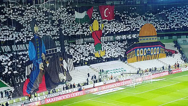 Konyaspor'dan Kudüs kareografisi