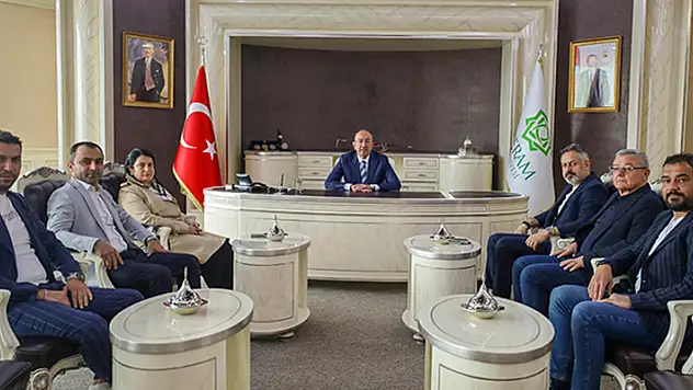 Konyaspor'dan  Meram Belediye Başkanı Kavuş'a ziyaret
