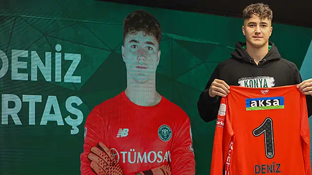 Konyaspor, Deniz Ertaş ile sözleşme uzattı
