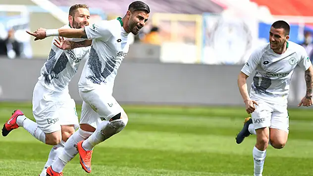 Konyaspor deplasmanda 3 puanla güldü