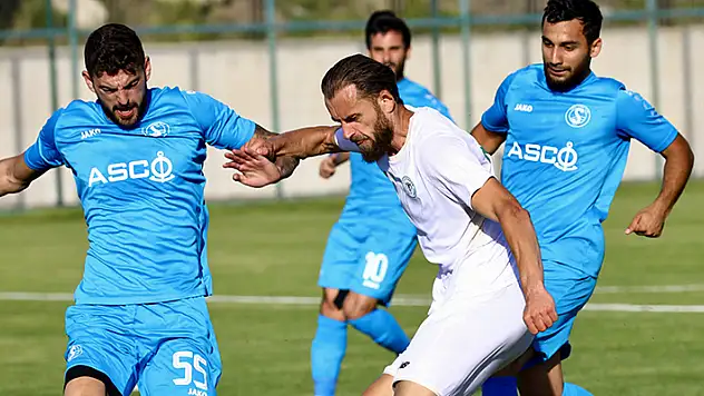 KONYASPOR DİNLENİYOR

