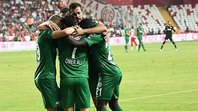 Konyaspor, duran toplardan muzdarip